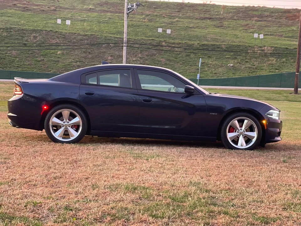 2015 Dodge Charger 7th Gen - Image 4 of 15