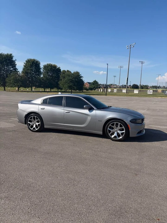 2015 Dodge Charger 7th Gen - Image 2 of 15