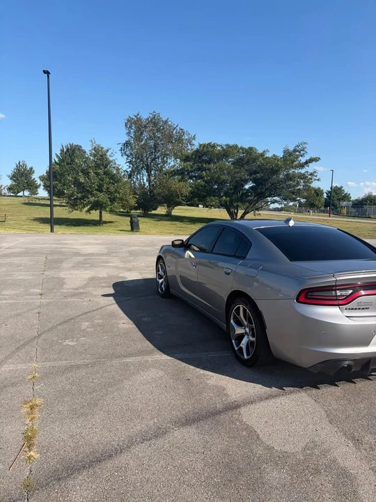 2015 Dodge Charger 7th Gen - Image 6 of 15