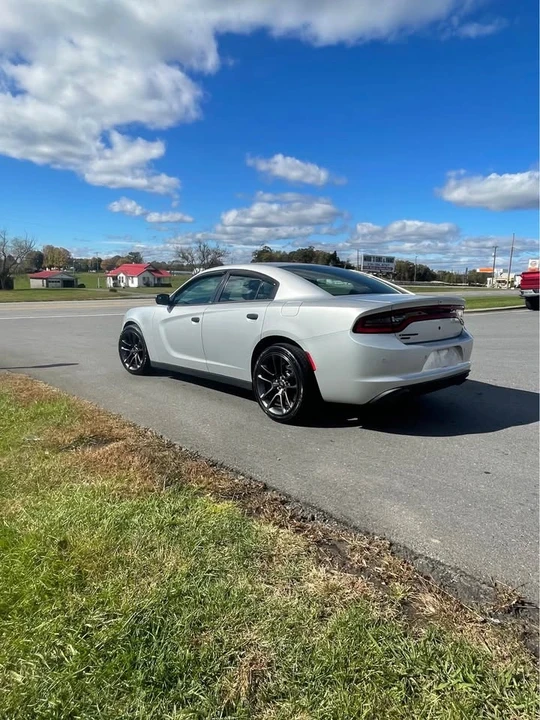 2015 Dodge Charger 7th Gen - Image 3 of 9