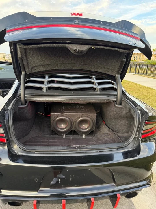 2015 Dodge Charger 7th Gen - Image 13 of 15