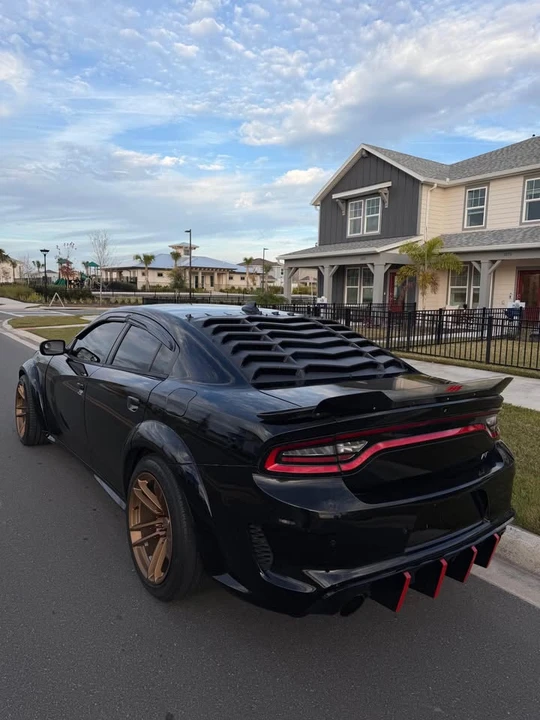 2015 Dodge Charger 7th Gen - Image 7 of 15