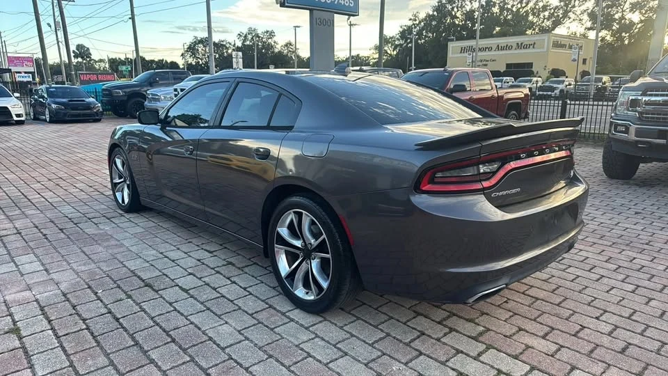 2015 Dodge Charger 7th Gen - Image 5 of 20