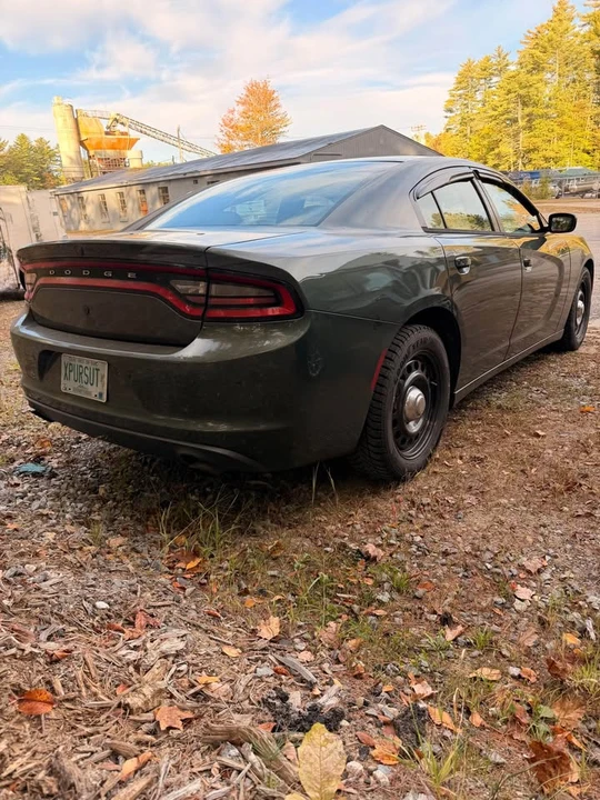 2015 Dodge Charger 7th Gen - Image 3 of 10