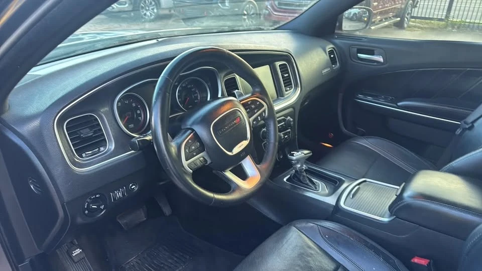 2015 Dodge Charger 7th Gen - Image 12 of 20