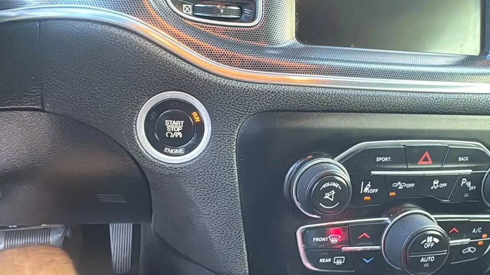 2015 Dodge Charger 7th Gen - Image 16 of 20