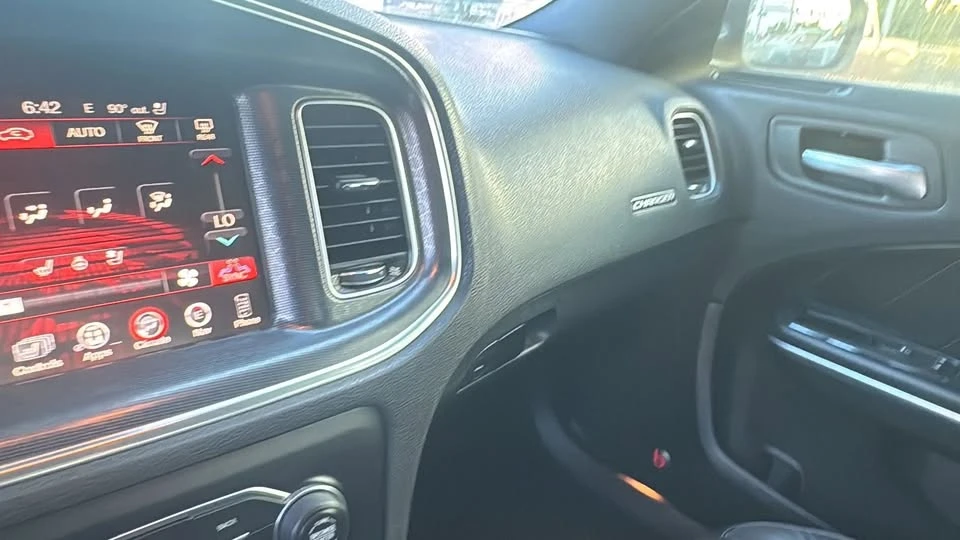 2015 Dodge Charger 7th Gen - Image 19 of 20
