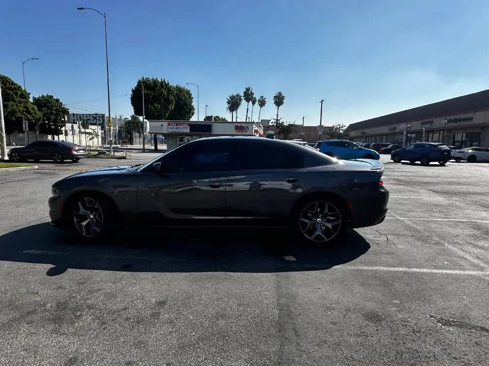 2015 Dodge Charger 7th Gen - Image 8 of 17