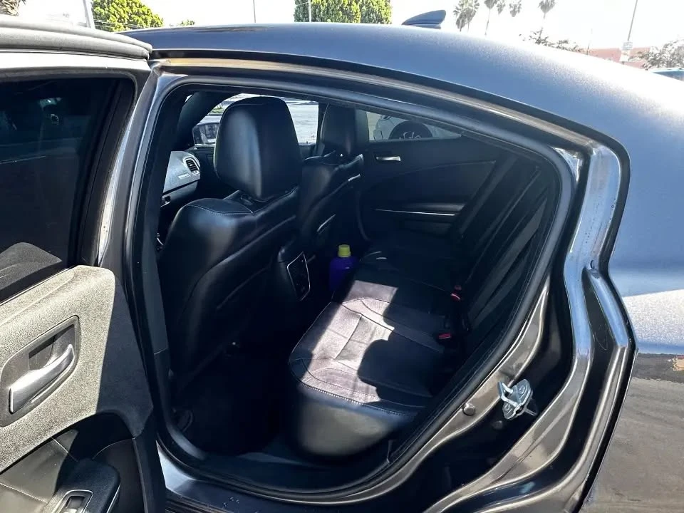 2015 Dodge Charger 7th Gen - Image 11 of 17