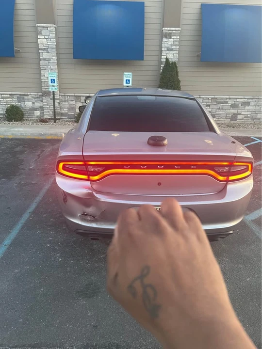 2015 Dodge Charger 7th Gen - Image 4 of 7
