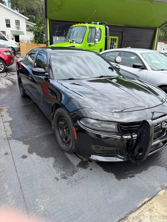 2015 Dodge Charger 7th Gen - Image 2 of 9