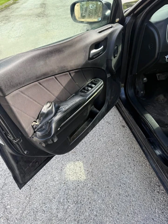 2015 Dodge Charger 7th Gen - Image 15 of 17