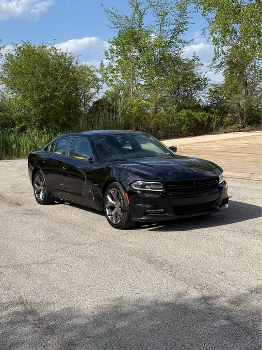 2015 Dodge Charger 7th Gen - Image 3 of 17