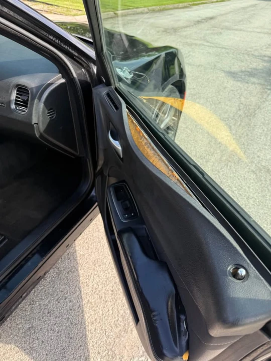 2015 Dodge Charger 7th Gen - Image 10 of 17