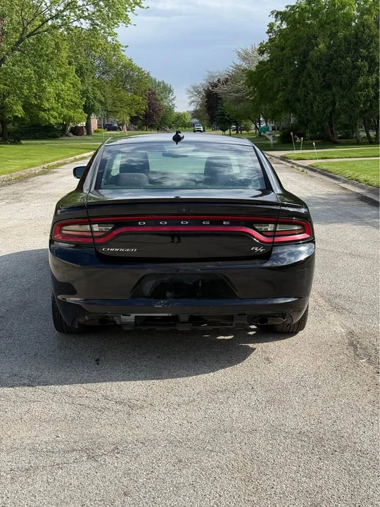 2015 Dodge Charger 7th Gen - Image 5 of 17
