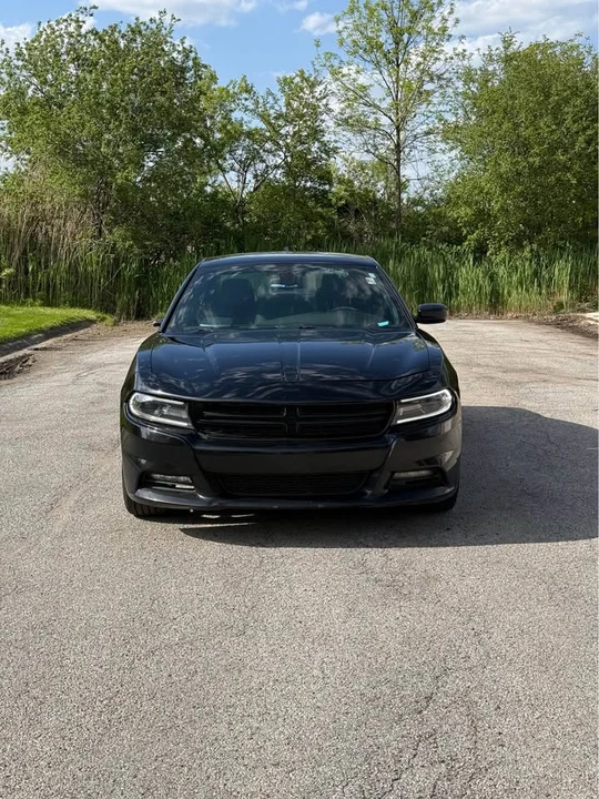 2015 Dodge Charger 7th Gen - Image 2 of 17