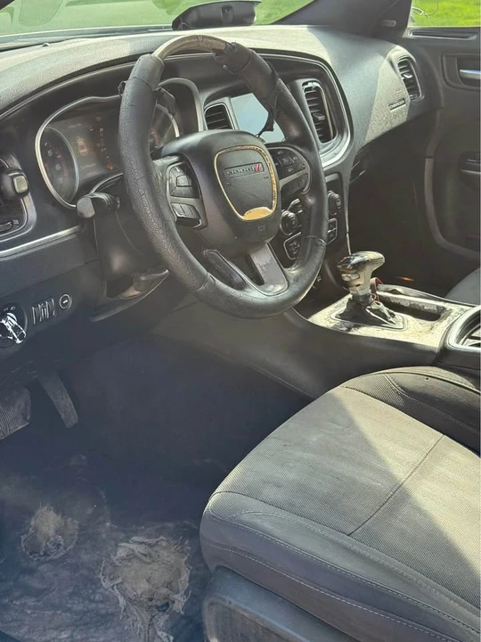 2015 Dodge Charger 7th Gen - Image 7 of 17