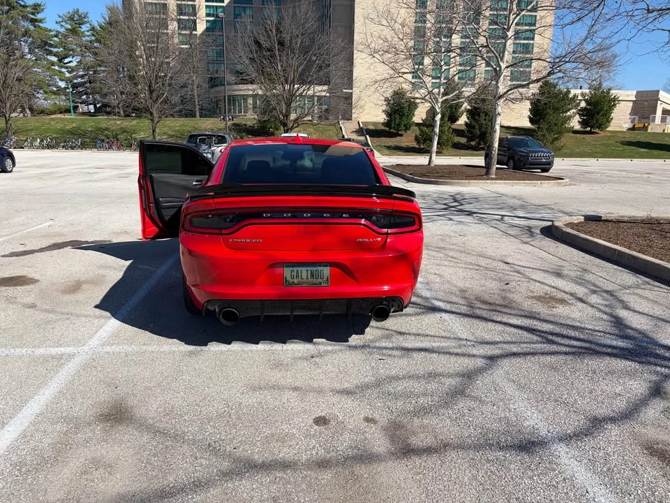 2015 Dodge Charger 7th Gen - Image 6 of 11