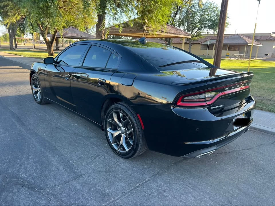 2015 Dodge Charger 6th Gen - Image 4 of 11