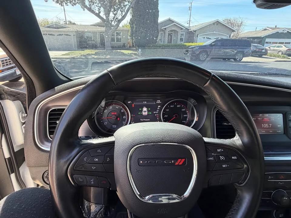 2015 Dodge Charger 7th Gen - Image 3 of 6