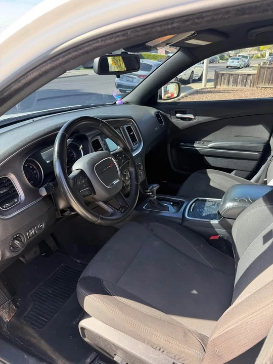 2015 Dodge Charger 7th Gen - Image 4 of 6
