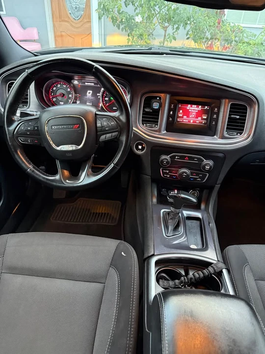 2015 Dodge Charger 7th Gen - Image 13 of 15