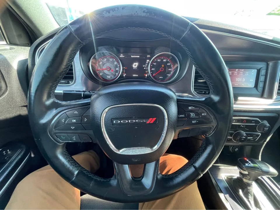 2015 Dodge Charger 7th Gen - Image 11 of 15