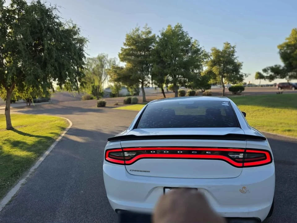 2015 Dodge Charger 7th Gen - Image 5 of 9