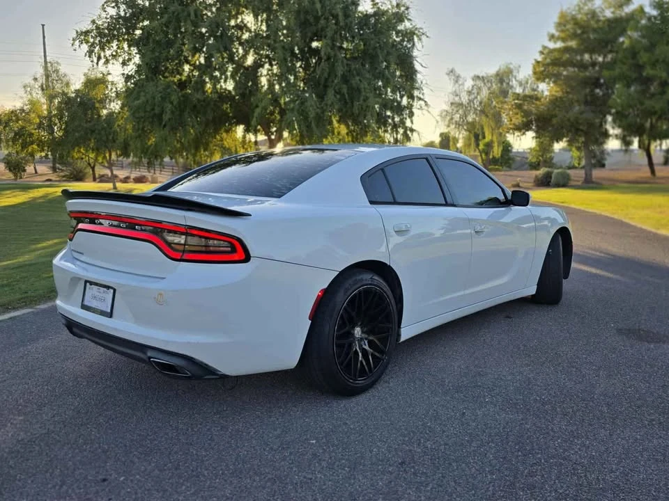 2015 Dodge Charger 7th Gen - Image 3 of 9