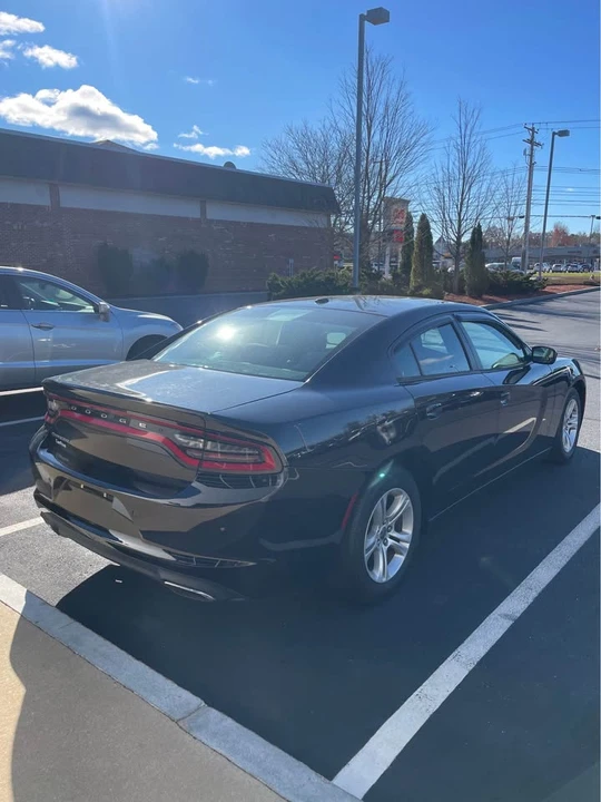 2015 Dodge Charger 7th Gen - Image 5 of 8