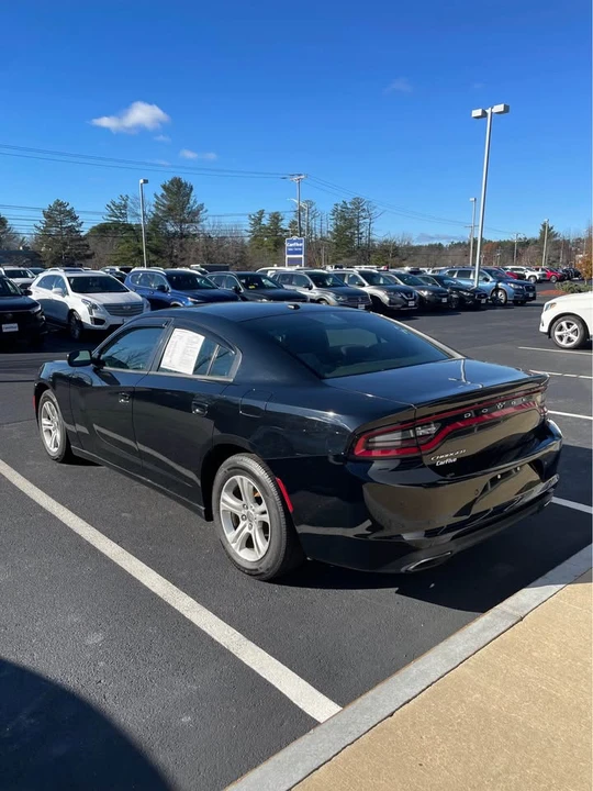 2015 Dodge Charger 7th Gen - Image 4 of 8