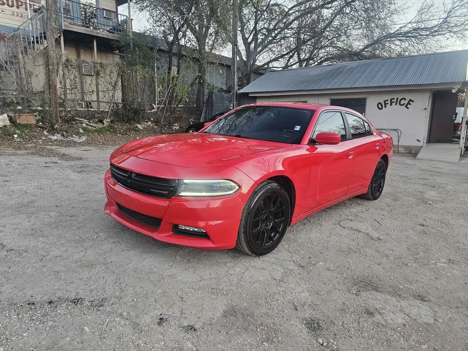 2015 Dodge Charger 7th Gen - Image 3 of 11