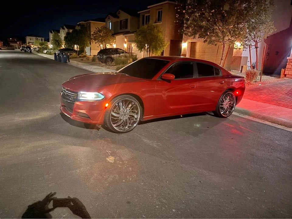2015 Dodge Charger 7th Gen - Image 2 of 3