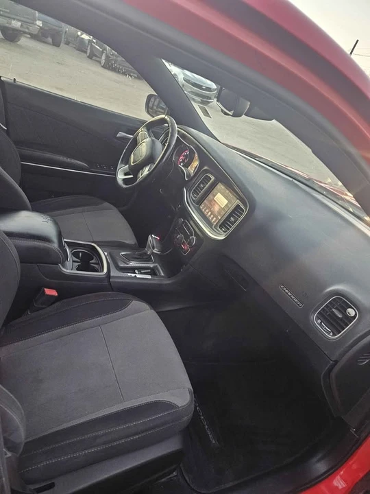 2015 Dodge Charger 7th Gen - Image 9 of 11
