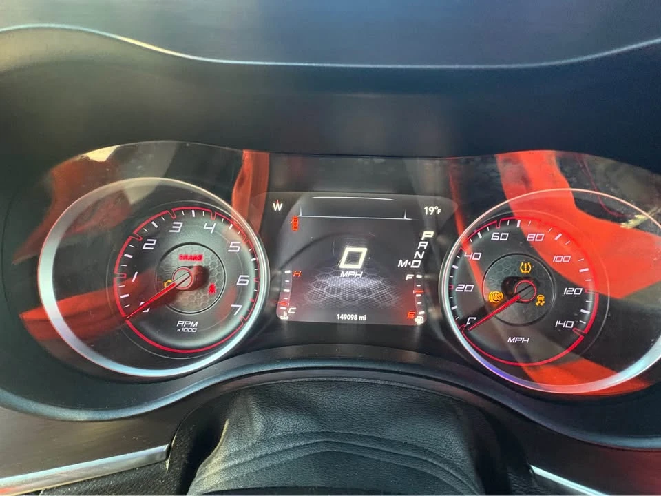 2015 Dodge Charger 7th Gen - Image 4 of 5