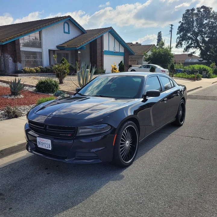 2015 Dodge Charger 7th Gen - Image 3 of 7
