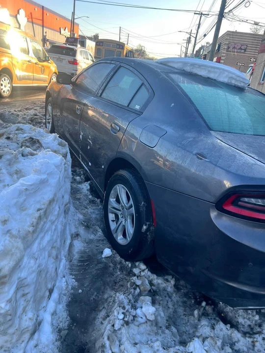 2015 Dodge Charger 6th Gen - Image 6 of 17