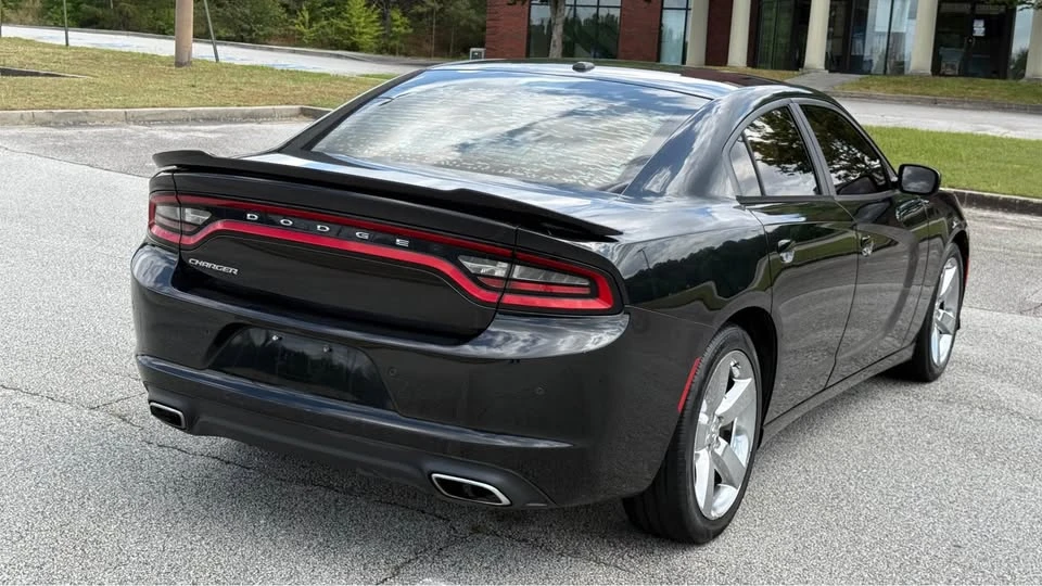 2015 Dodge Charger 7th Gen - Image 5 of 19