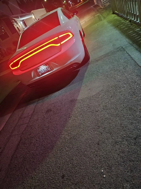2015 Dodge Charger 7th Gen - Image 5 of 8