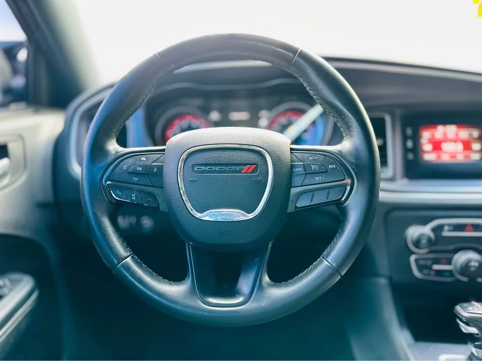 2015 Dodge Charger 7th Gen - Image 14 of 16