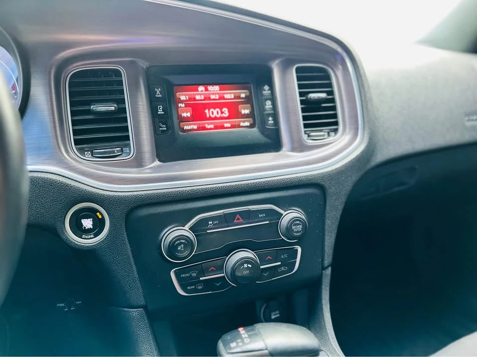 2015 Dodge Charger 7th Gen - Image 12 of 16