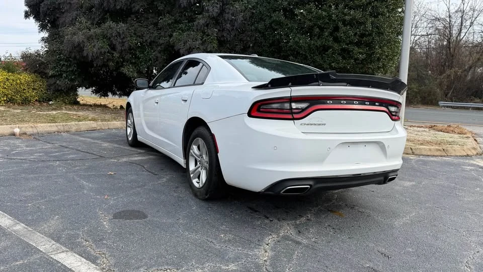 2015 Dodge Charger 7th Gen - Image 7 of 15