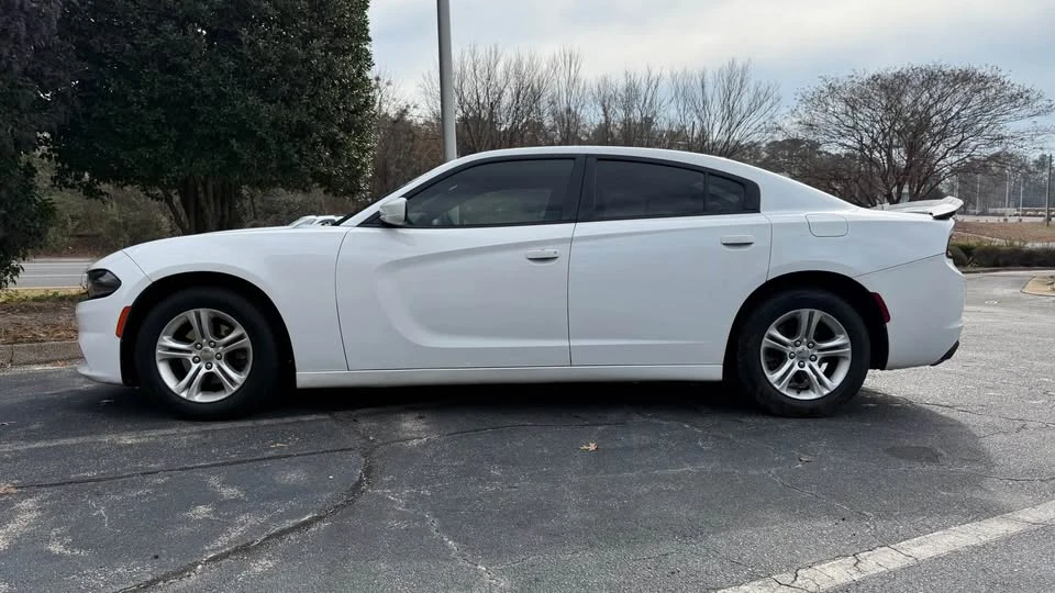 2015 Dodge Charger 7th Gen - Image 5 of 15