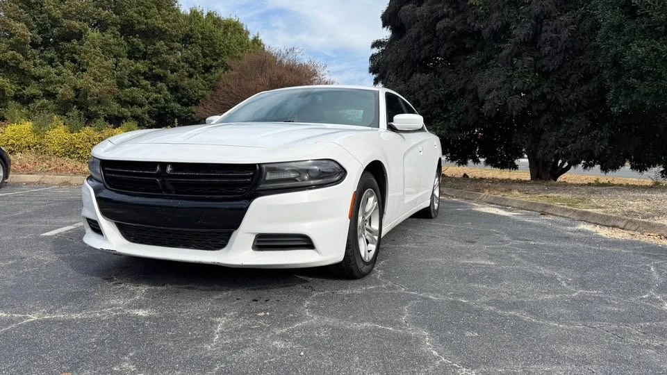 2015 Dodge Charger 7th Gen - Image 3 of 15