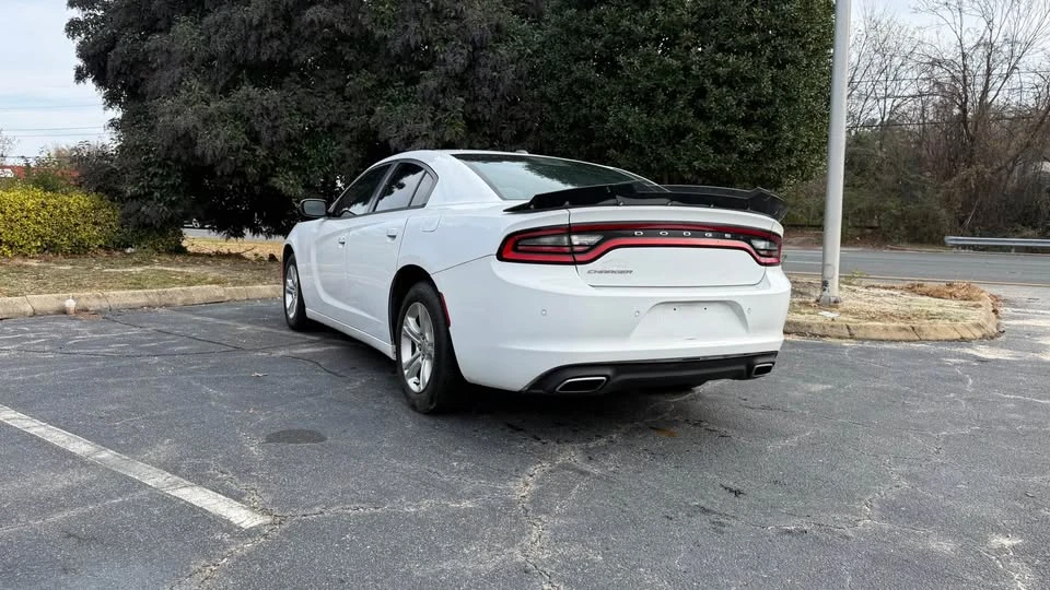 2015 Dodge Charger 7th Gen - Image 8 of 15