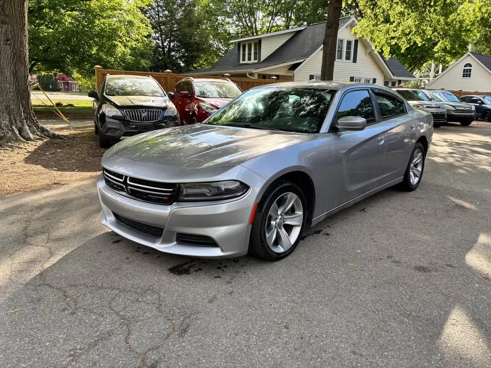 2015 Dodge Charger 7th Gen - Image 2 of 18