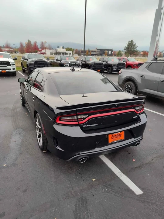 2015 Dodge Charger SRT Hellcat 7th Gen - Image 3 of 17