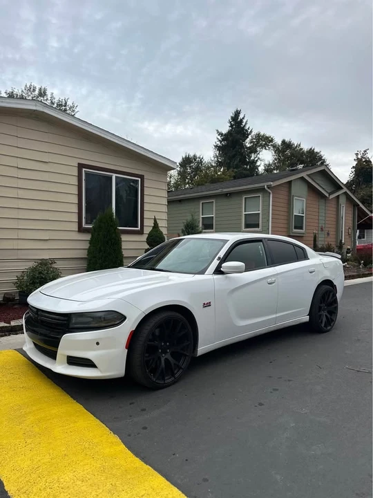 2015 Dodge Charger SRT & 392 7th Gen - Image 3 of 11