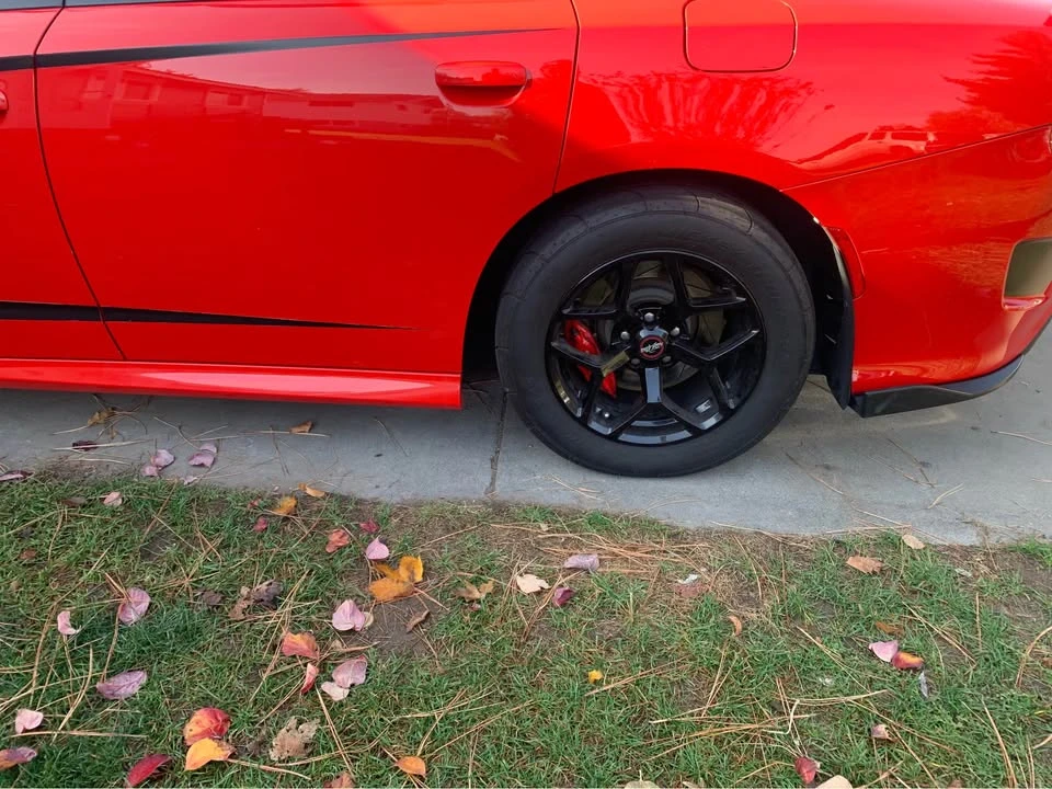 2015 Dodge Charger SRT Hellcat 7th Gen - Image 4 of 11