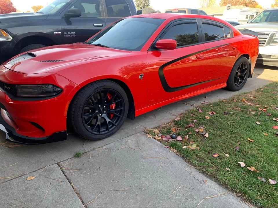 2015 Dodge Charger SRT Hellcat 7th Gen - Image 7 of 11